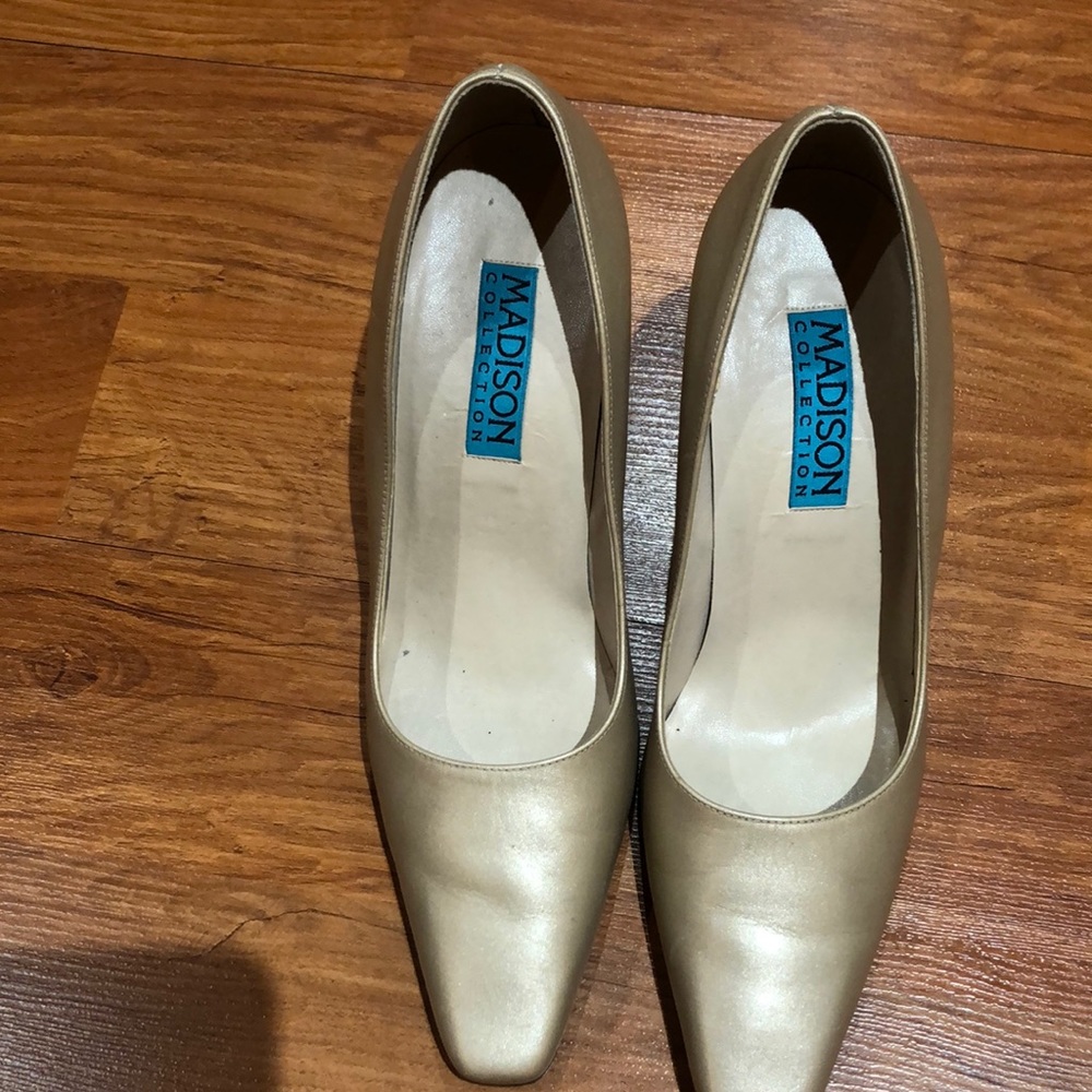 Ladies shoes